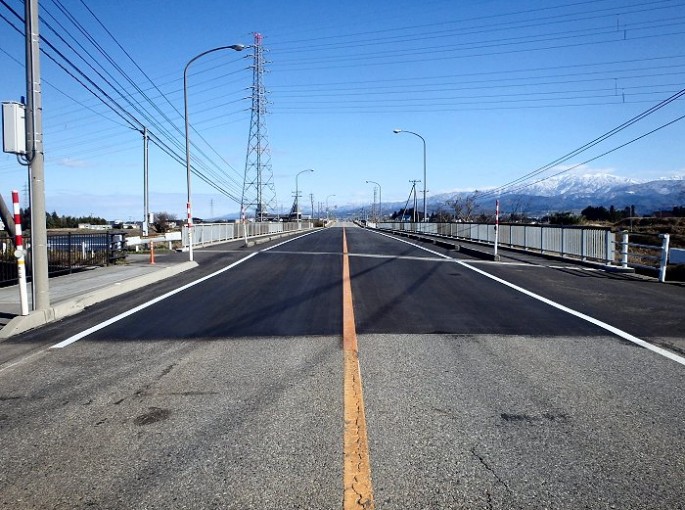 一般県道富山滑川魚津線道路総合交付金（防災・補修・点検）新池田橋橋面防水工事